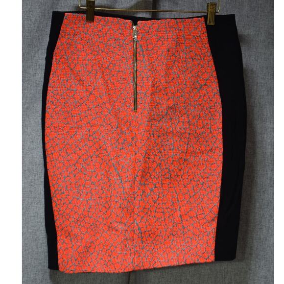 Ted Baker “Quanda” Jacquard Pencil Skirt –Neon Coral and Black – Size 3 (U.S. 8) - Picture 3 of 4